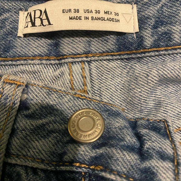 Zara Light Blue Relaxed Jeans - Picture 3 of 5